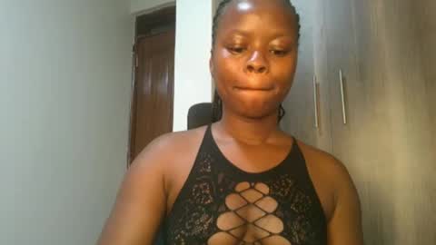 Snapshot of sallysasha254 chatting on 12-11-24, 07:42 sallysasha254 online show from 12-11-24, 07:42