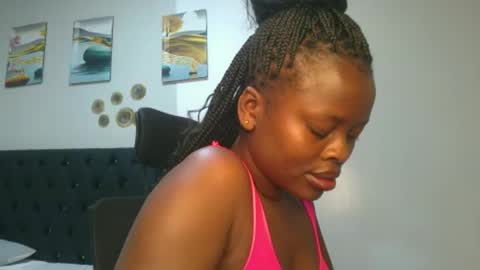 Snapshot of sallysasha254 chatting on 01-08-25, 09:01 sallysasha254 online show from 01-08-25, 09:01