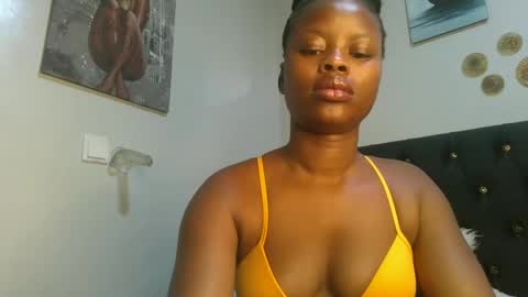 Snapshot of sallysasha254 chatting on 03-06-25, 10:20 sallysasha254 online show from 03-06-25, 10:20