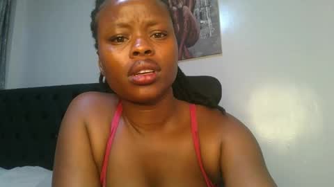 Snapshot of sallysasha254 chatting on 10-24-25, 08:05 sallysasha254 online show from 10-24-25, 08:05