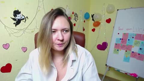 Snapshot of sallyverda chatting on 02-22-25, 10:09 Sally online show from 02-22-25, 10:09