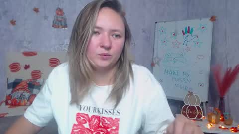 Snapshot of sallyverda chatting on 11-15-25, 06:48 Sally online show from 11-15-25, 06:48