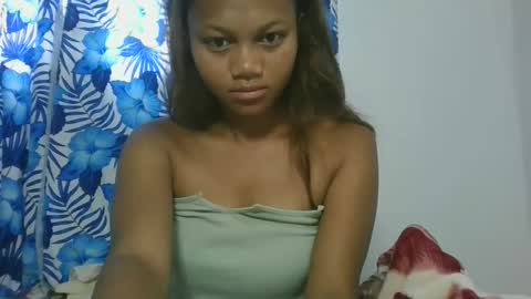 Snapshot of sallywett chatting on 02-24-25, 04:27 SallyWett online show from 02-24-25, 04:27