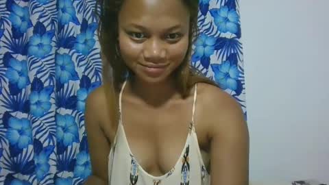 Snapshot of sallywett chatting on 03-05-25, 01:21 SallyWett online show from 03-05-25, 01:21