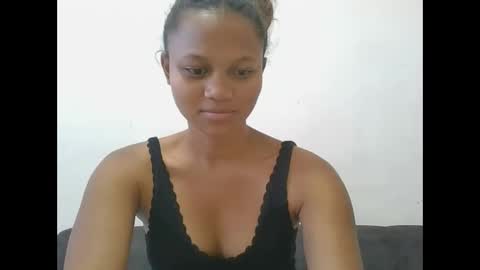 Snapshot of sallywett chatting on 05-06-26, 10:09 SallyWett online show from 05-06-26, 10:09
