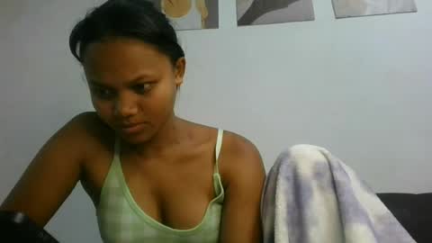 Snapshot of sallywett chatting on 06-15-26, 03:47 SallyWett online show from 06-15-26, 03:47