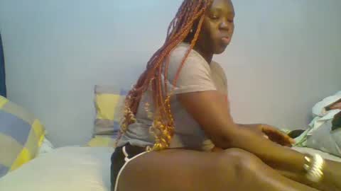 Snapshot of salmah2 chatting on 07-14-26, 10:21 salmah2 online show from 07-14-26, 10:21