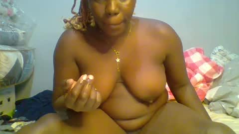 Snapshot of salmah2 chatting on 07-15-26, 11:43 salmah2 online show from 07-15-26, 11:43