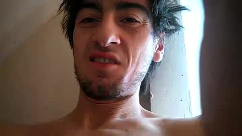 salmonman1305 online show from 01-05-25, 03:23