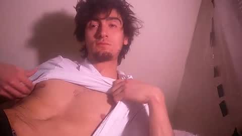 salmonman1305 online show from 02-08-25, 08:52