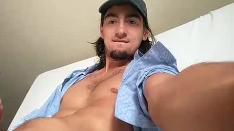 salmonman1305 online show from 09-10-25, 02:06