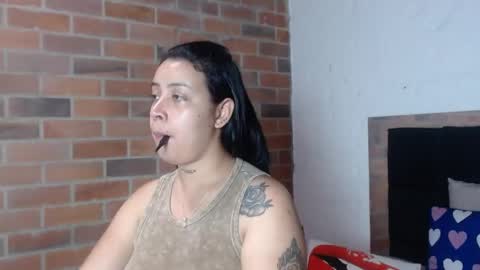 Snapshot of salome__hills chatting on 04-10-26, 08:02 online show from 04-10-26, 08:02