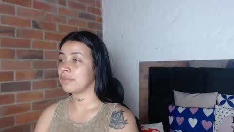 Snapshot of salome__hills chatting on 04-23-26, 10:56 online show from 04-23-26, 10:56