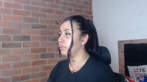 Snapshot of salome__hills chatting on 06-27-26, 07:08 online show from 06-27-26, 07:08
