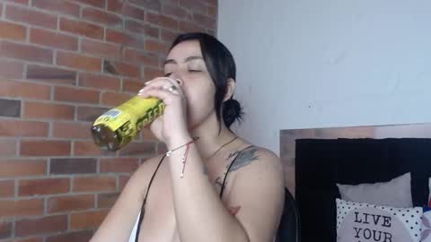 Snapshot of salome__palmer chatting on 11-26-25, 01:23 online show from 11-26-25, 01:23