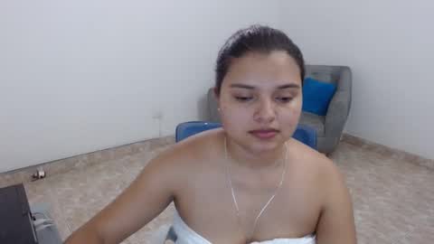 Snapshot of salome_gonzales_ chatting on 12-26-24, 04:47 Salome online show from 12-26-24, 04:47