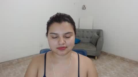 Snapshot of salome_gonzales_ chatting on 03-05-25, 07:38 Salome online show from 03-05-25, 07:38