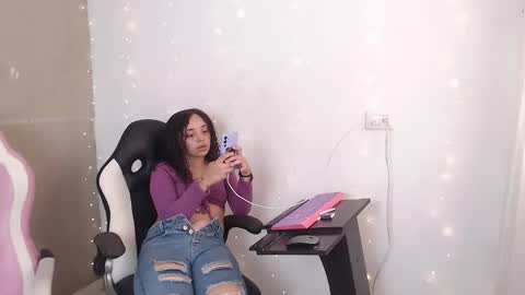 Snapshot of salome_horny3 chatting on 09-14-25, 07:57 salome_horny3 online show from 09-14-25, 07:57