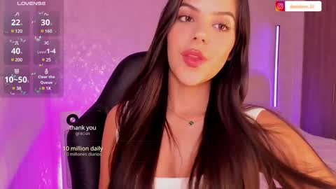 Snapshot of salomee_11 chatting on 03-09-25, 03:32 salo online show from 03-09-25, 03:32