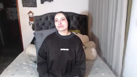 yenny online show from 04-21-26, 03:13