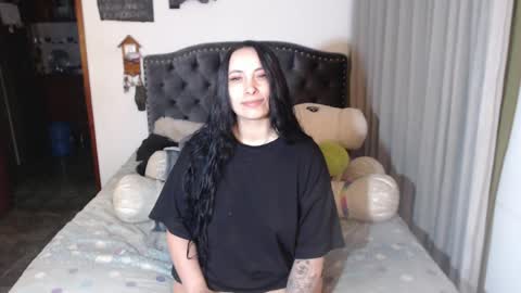 Snapshot of salomefox2 chatting on 05-01-26, 06:07 yenny online show from 05-01-26, 06:07