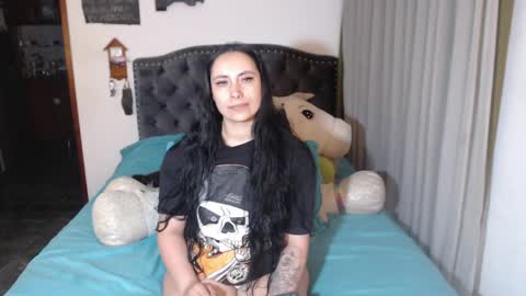 Snapshot of salomefox2 chatting on 06-02-26, 06:48 yenny online show from 06-02-26, 06:48