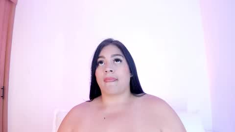 Salome online show from 12-22-25, 11:13