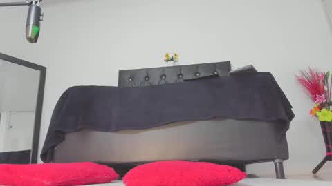 Snapshot of salomeswet chatting on 05-16-26, 12:40 martina online show from 05-16-26, 12:40