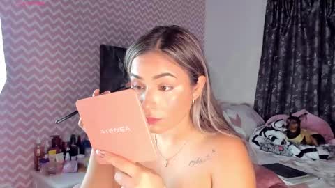 Salome online show from 02-08-25, 01:54