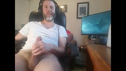 salrelative2u4uwithu88 online show from 12-04-25, 08:17