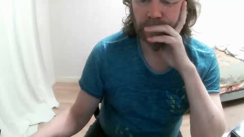 Saltimbanquier  Salt  ou  Banquier  online show from 02-14-25, 07:07