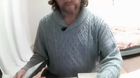 Saltimbanquier  Salt  ou  Banquier  online show from 02-24-25, 07:33