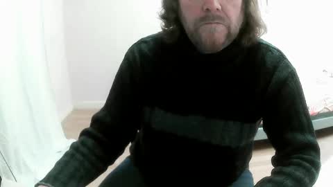 Saltimbanquier  Salt  ou  Banquier  online show from 03-10-25, 06:59