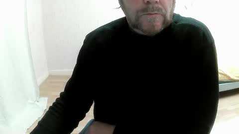 Saltimbanquier  Salt  ou  Banquier  online show from 09-17-25, 06:59