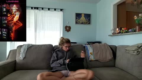 Salty Captain 69  Hat Girl 69 online show from 09-23-25, 01:47