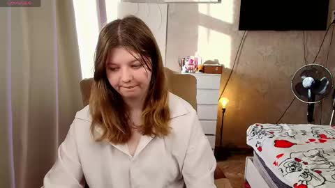Snapshot of salut_love chatting on 05-01-26, 03:38 Ruby online show from 05-01-26, 03:38