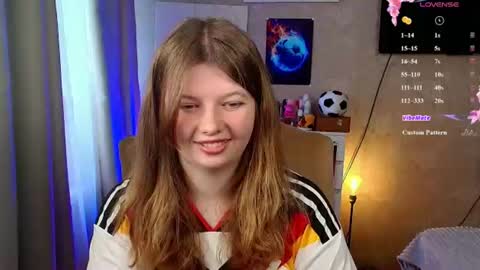 Snapshot of salut_love chatting on 07-02-26, 12:33 Ruby online show from 07-02-26, 12:33