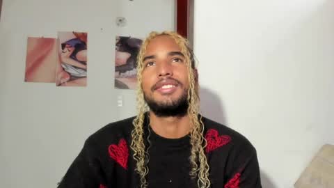 Snapshot of salvatore_amator chatting on 05-30-26, 02:58 salvatore_amator online show from 05-30-26, 02:58