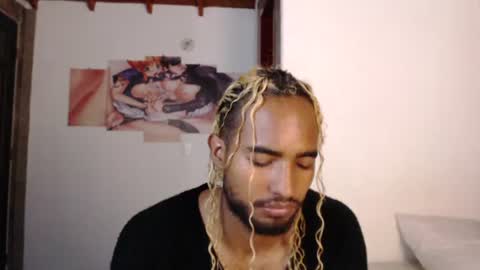 Snapshot of salvatore_amator chatting on 08-05-26, 12:35 salvatore_amator online show from 08-05-26, 12:35