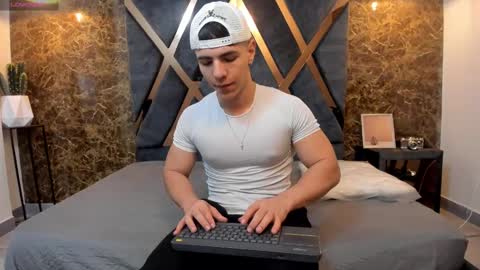 SALVATORE online show from 02-11-25, 11:10