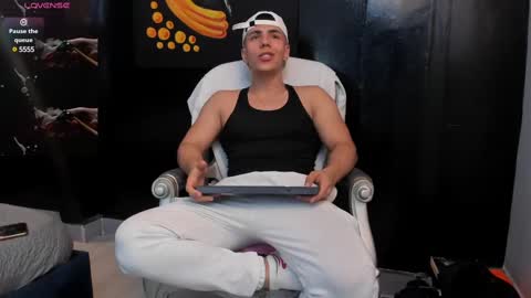 SALVATORE online show from 02-27-25, 05:34