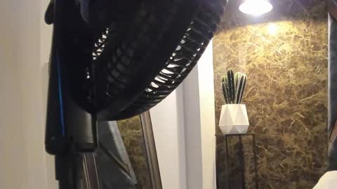 SALVATORE online show from 03-05-25, 11:06