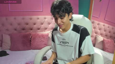 salvatore  online show from 01-08-25, 04:44