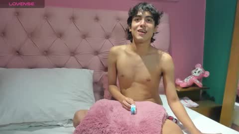 salvatore  online show from 01-12-25, 03:39