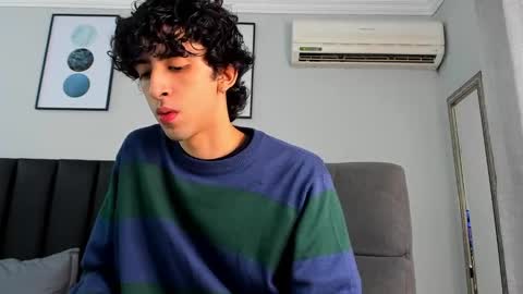 salvatore  online show from 02-21-25, 02:38