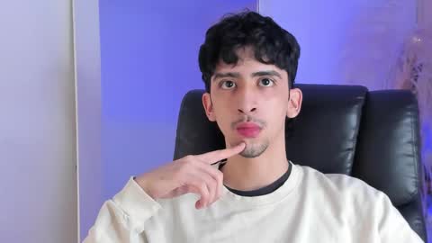 salvatore  online show from 10-10-25, 08:08