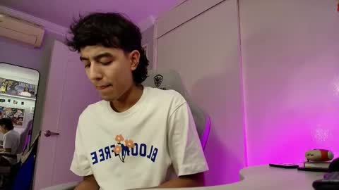 salvatore_montt online show from 09-15-25, 01:38