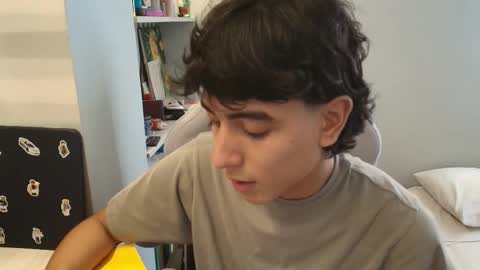 salvatore_montt online show from 10-17-25, 09:17