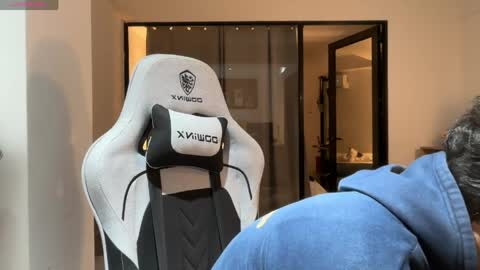 salvatore_montt online show from 06-05-26, 06:52