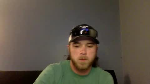 Snapshot of salvcypress chatting on 12-18-25, 02:50 salvcypress online show from 12-18-25, 02:50